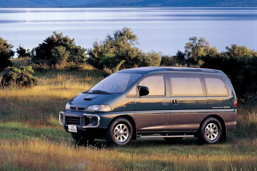 6 cilindros japoneses en forma de V: la vía rápida hacia la perfección
