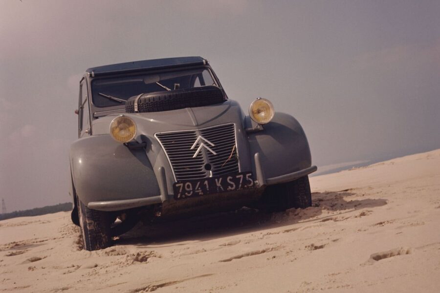 Citroën 2CV 4x4 Sahara (1960-1971)