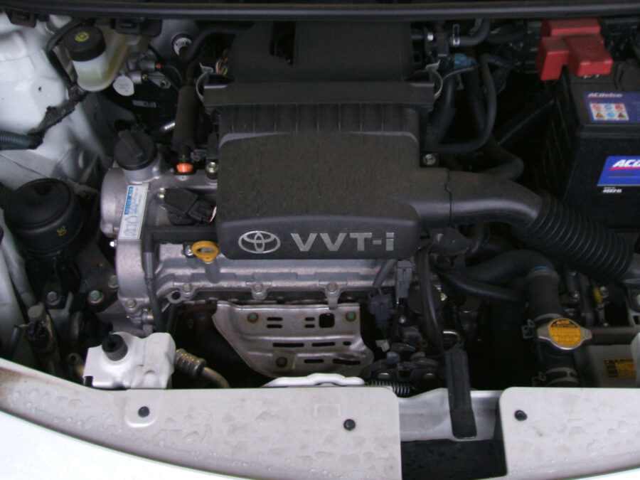 Motor Toyota 2SZ-FE 1.3