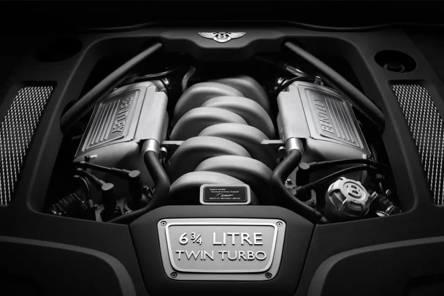Bentley Mulsanne — 6,752 L V8, 2 turbinas, gasolina